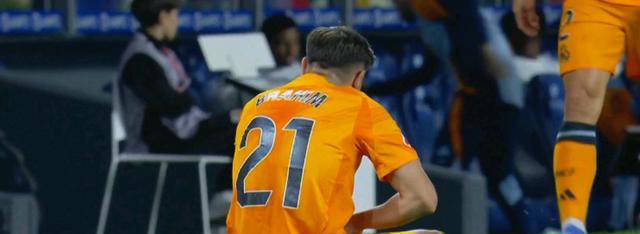 九游游戏平台入口 姆巴佩重要时刻重要助攻，C9带队取胜！