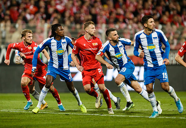 九游BT版手游下载关于印第安纳步行者迎葡超关键赛，关键时刻扳平良机，球迷炸锅，阵容厚度经受考验的信息